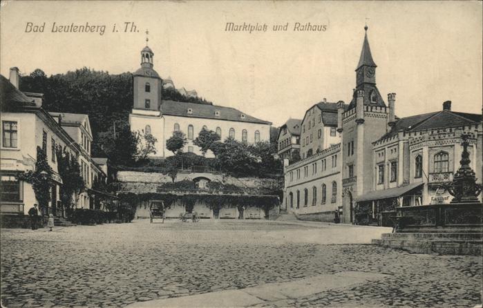 Bad Leutenberg Marktplatz mit Rathaus