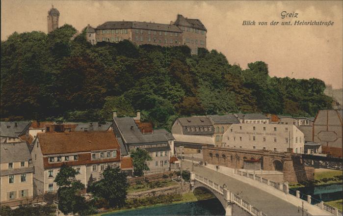 Greiz Thueringen Panorama mit Schloss Brücke