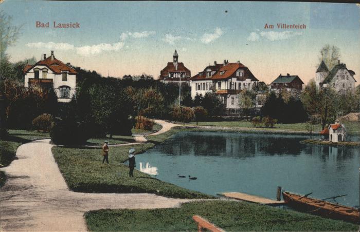 Bad Lausick Villen mit Schwanenteich