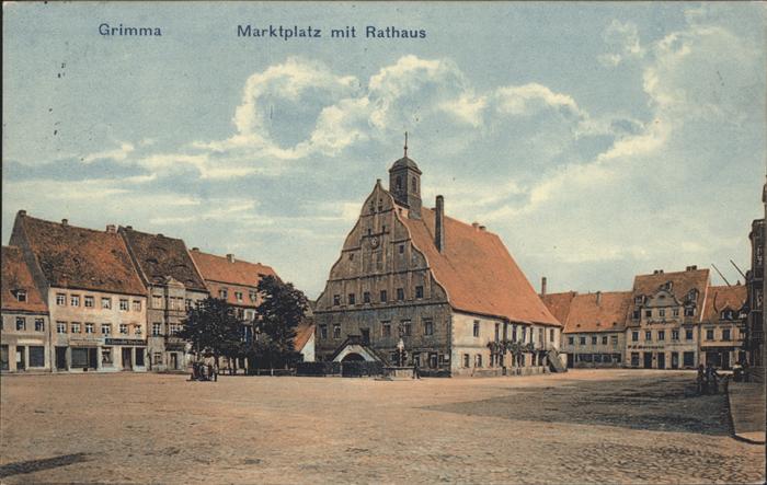 Grimma Martkplatz mit Rathaus