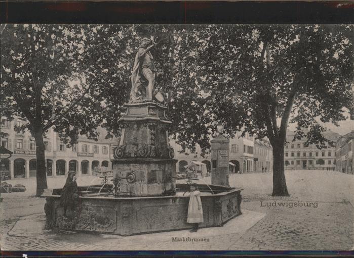Ludwigsburg Marktbrunnen Kinder