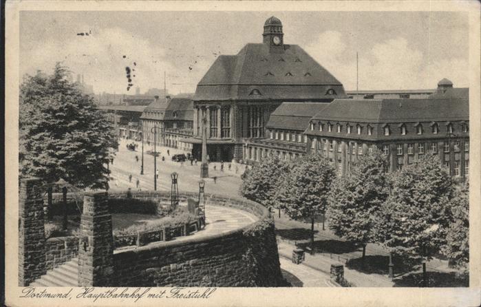 DORTMUND  CITY Hauptbahnhof mit Freistuhl