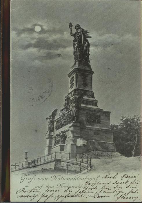 Ruedesheim Rhein Nationaldenkmal auf dem Niedwerwald