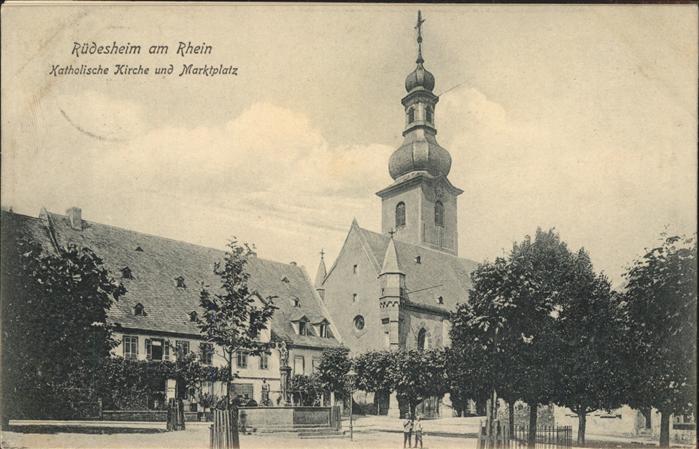 Ruedesheim Rhein Kath.Kirche u.Marktplatz