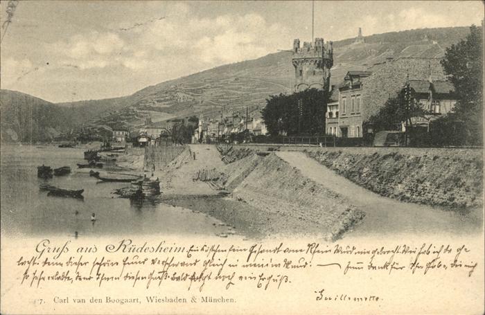 Ruedesheim Rhein Rheinstrasse mit Adlerturm (Bahnpostste