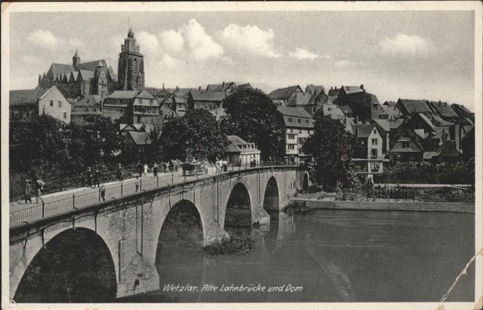 WETZLAR Lahn Hessen Alte Lahnbruecke und Dom