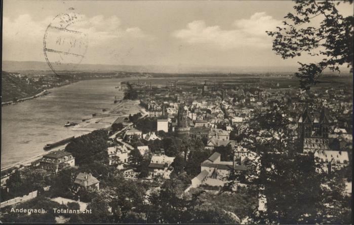Andernach Rhein Rheinland-Pfalz Totalansicht