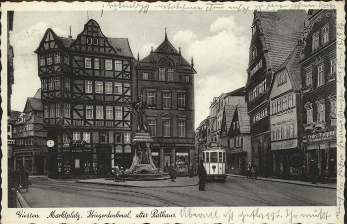 Giessen Lahn Marktplatz Kriegerdenkmal Strassenbahn