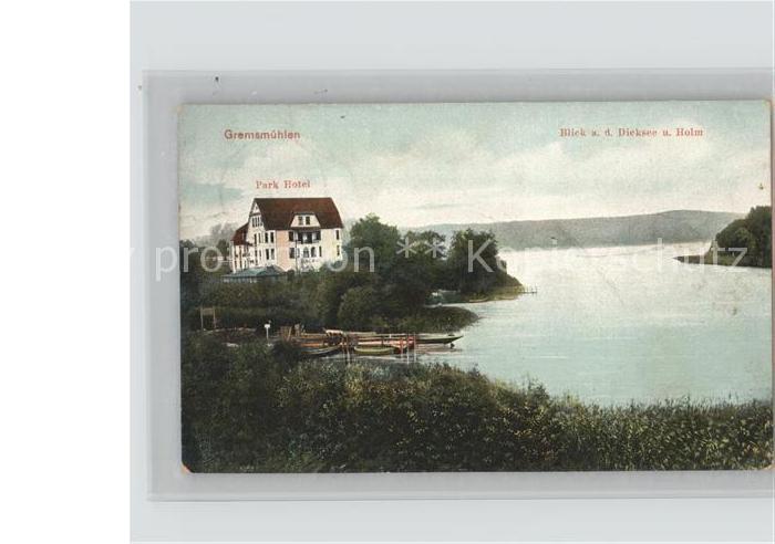 Malente-Gremsmuehlen Park Hotel mit Dieksee und Holm