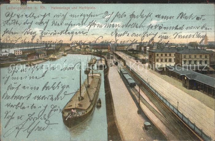 Ludwigshafen Rhein Hafenanlage Marktplatz