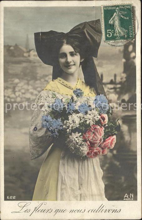 Trachten Frankreich Fleurs Blumen