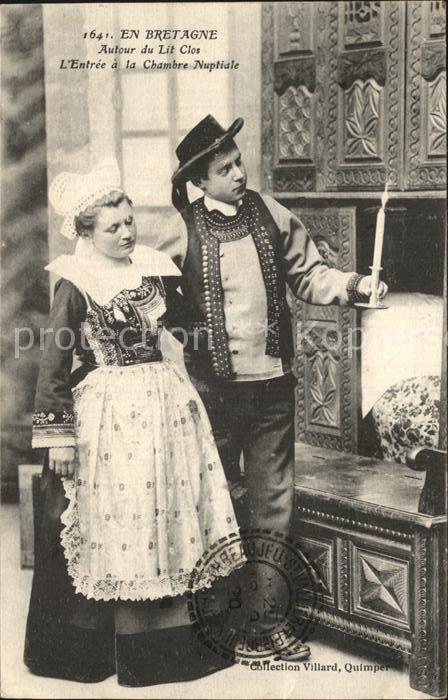 Trachten Frankreich Bretagne Autour du Lit Clos Entree a Ch