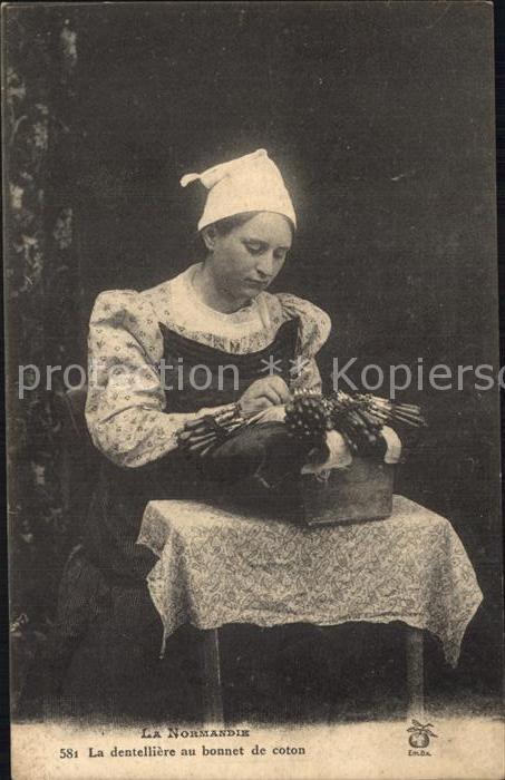 Trachten Frankreich Normandie Dentelliere au bonnet de coto