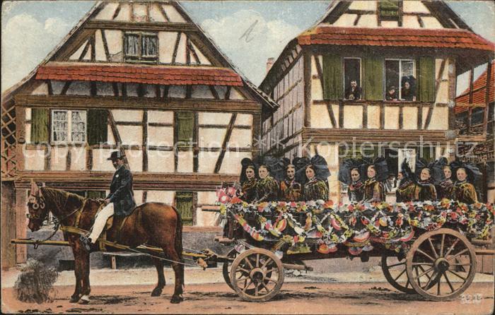 Pferdekutschen Elsass Dorffest Trachten
