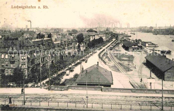 Ludwigshafen Rhein Hafen Stadtansicht