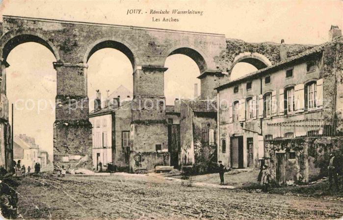 Jouy-aux-Arches Roemische Wasserleitung