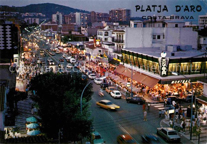 Platja d Aro Stadtbild bei Nacht