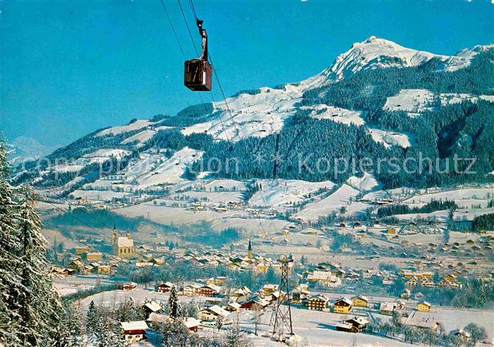 Kitzbuehel Tirol mit Seilbahn und Kitzbueheler Horn