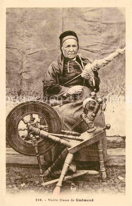 Spinnrad Vieille fileuse Guemee