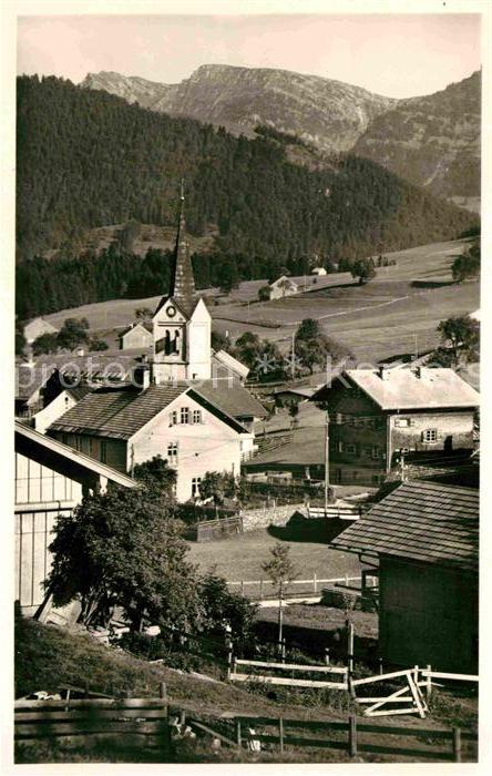 Steibis Oberstaufen Bayern Ortsansicht mit Kirche Bergdorf mit Rindalphorn Allga