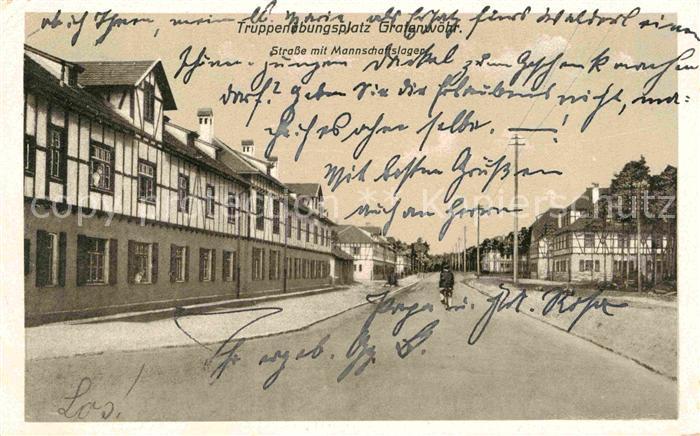 Grafenwoehr Truppenuebungsplatz Strasse mit Mannschaftslager