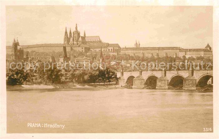 Prag Prahy Prague Hradcany Moldau Bruecke Prager Burg