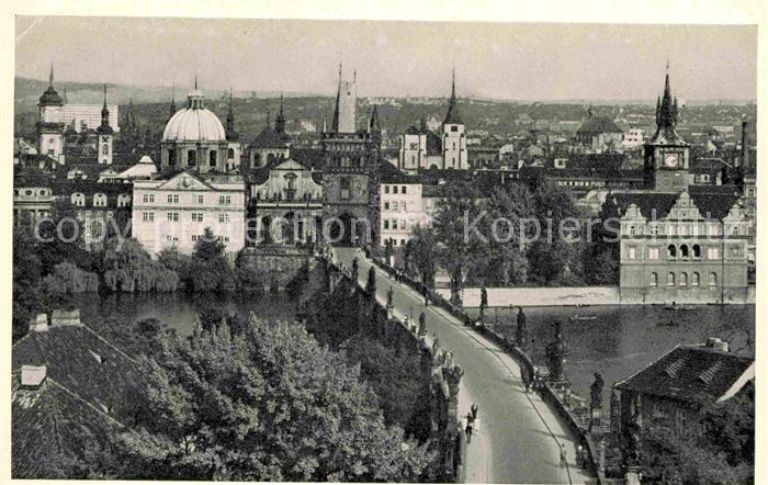 Prag Prahy Prague Karlsbruecke Moldau