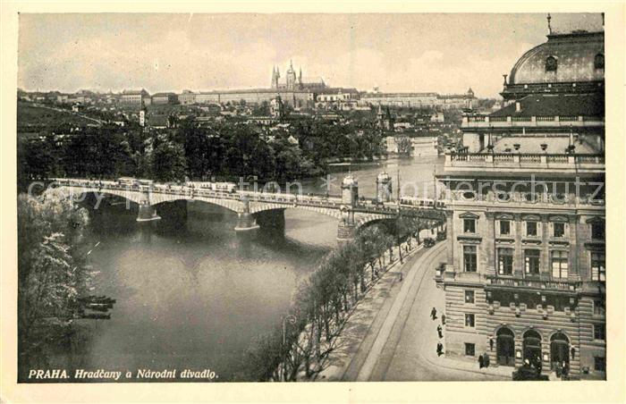 Praha Prahy Prague Hradschin Moldau Bruecke Nationaltheater