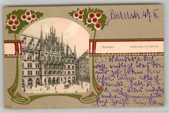 Muenchen Bayern Marienplatz Rathaus