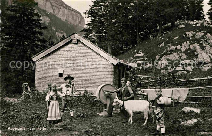 Sennhuetten Appenzell Kinder Trachten Ziege
