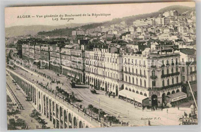 Alger Algerien Vue generale du Boulevard de la Republique Les Rampes