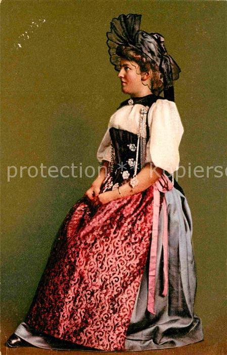 Trachten Schweiz Bern Bernerin Moderne Tracht