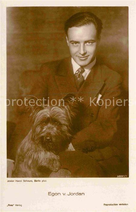 Schauspieler Egon v. Jordan Hund