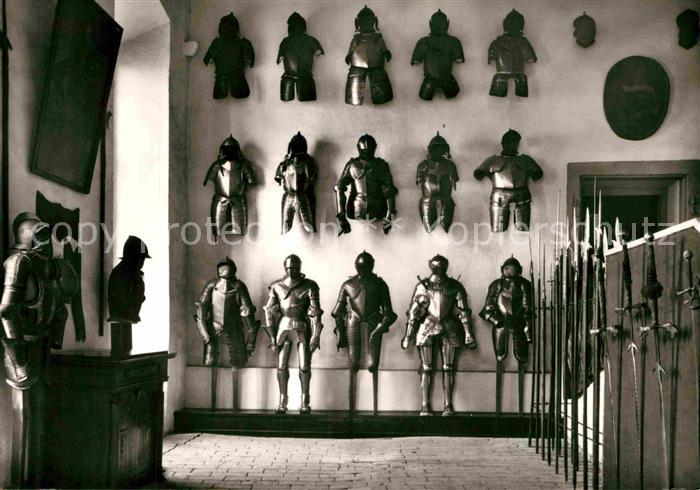 Rittertum Mittelalter Meersburg Waffenhalle