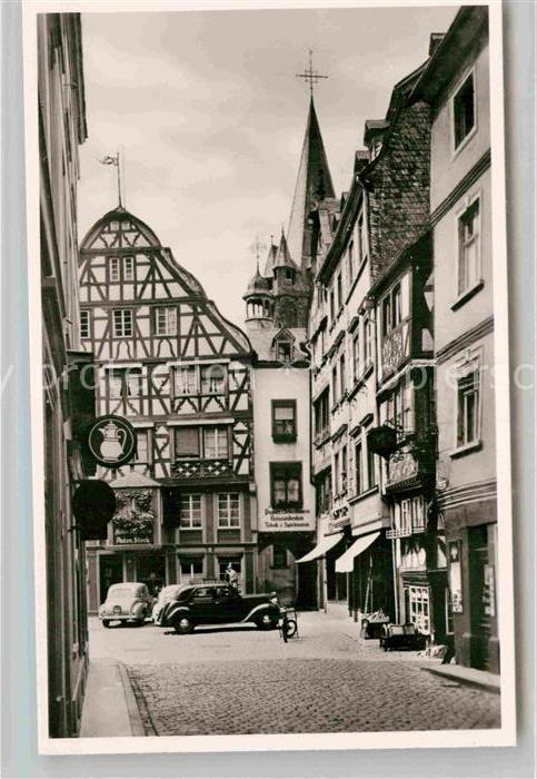 BERNKASTEL-KUES Berncastel Rheinland-Pfalz Roemerstrasse Markt Fachwerk