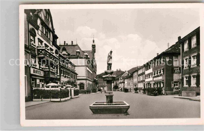 Wolfach Marktplatz mit Brunnen