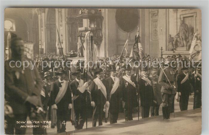 Muenchen Bayern Schwarze Reitertag