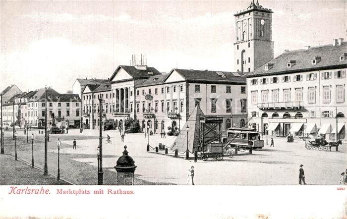 Strassenbahn Karlsruhe Marktplatz Rathaus