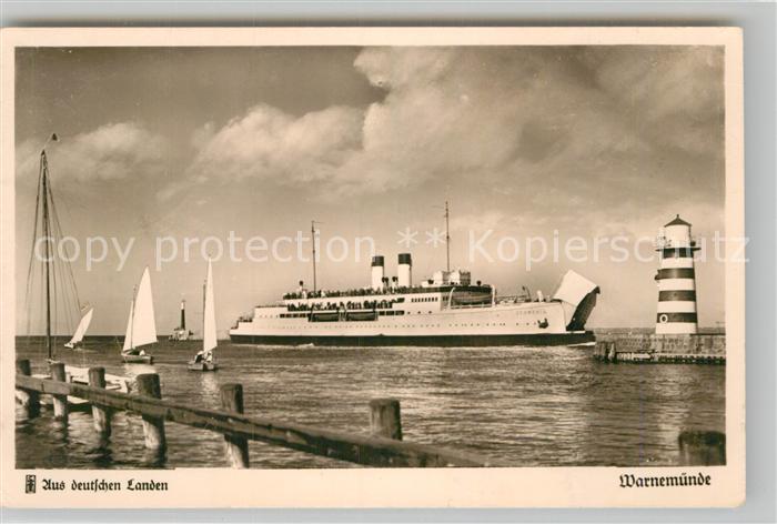 Faehre Ferry Bac Traghetto-- Schwerin Hafenausfahrt Warnemünde