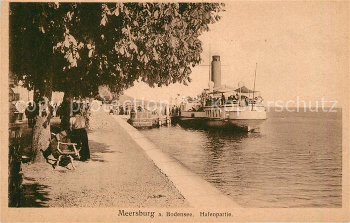 Dampfer Seitenrad Meersburg Boednsee Hafenpartie