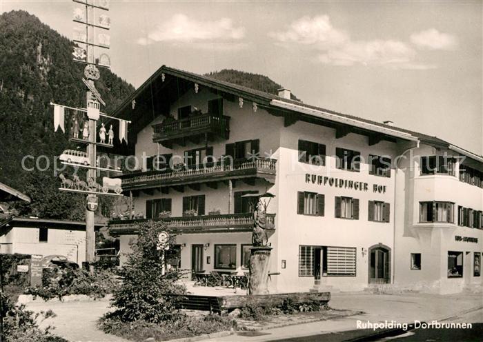 Ruhpolding Bayern Ruhpoldinger Hof Dorfbrunnen
