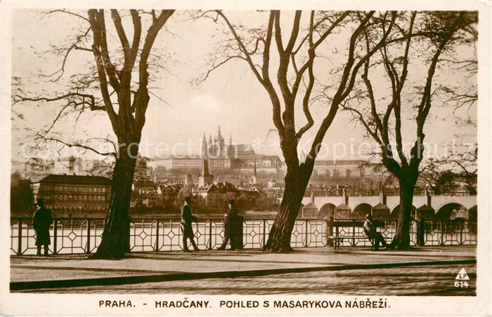 Praha Prahy Prague Hradcany Pohled s Masarykova Nabrezi
