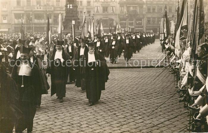 Muenchen Bayern Festzug Universitaetsfeier