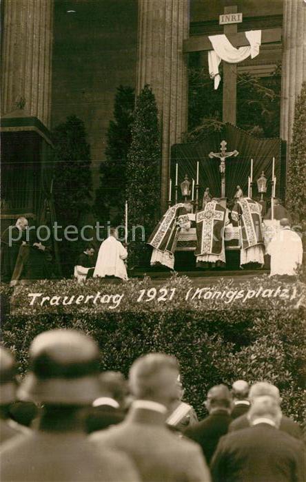 Muenchen Bayern Trauertag Koenigsplatz