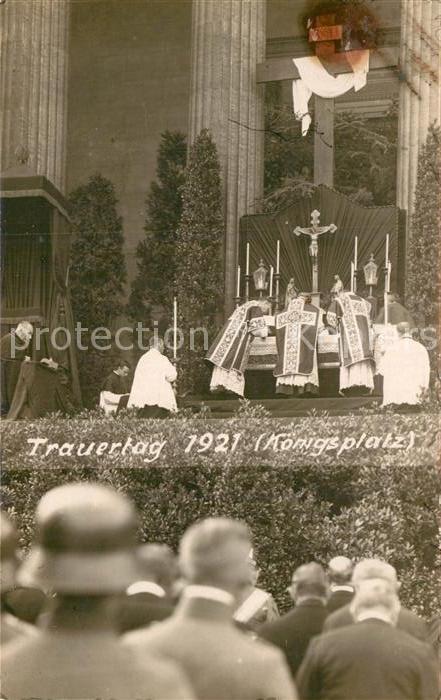 Muenchen Bayern Trauertag Koenigsplatz