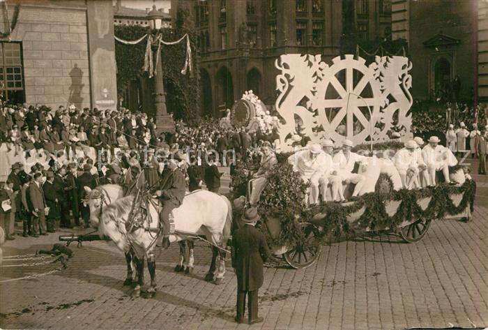 Muenchen Bayern Festzug