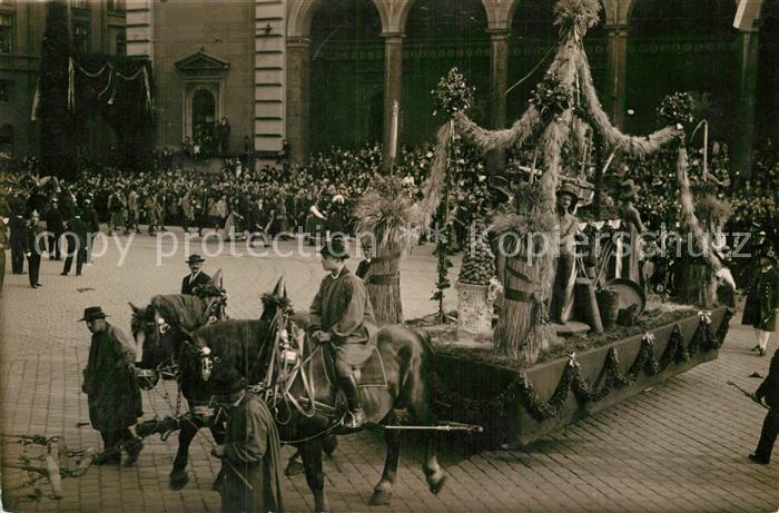 Muenchen Bayern Festzug