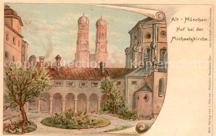 Alt Muenchen Hof der Michaelskirche
