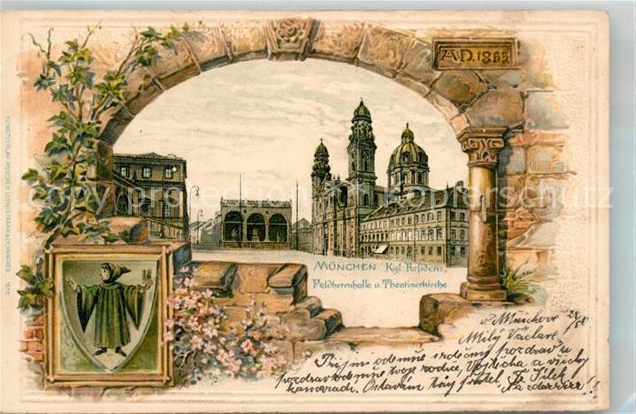 Muenchen Bayern Koenigliche Residenz Theatinerkirche Feldherrnhalle