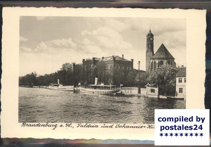 Brandenburg Havel Partie an der Havel Boot Saldria und Jo